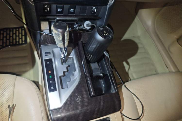 Used Toyota Camry 2012 Luxurious Edition 2.5HG Zunrui Gear Lever