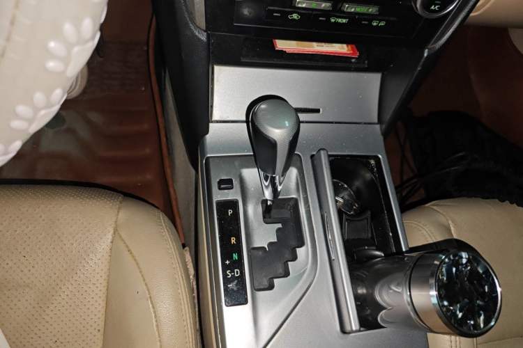 Used Toyota Camry 2012 Junrui 2.0S Radiant Edition Gear Lever