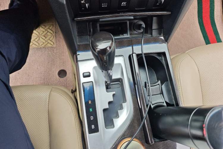 Used Toyota Camry 2012 Luxurious Edition 2.5HG Zunrui Gear Lever