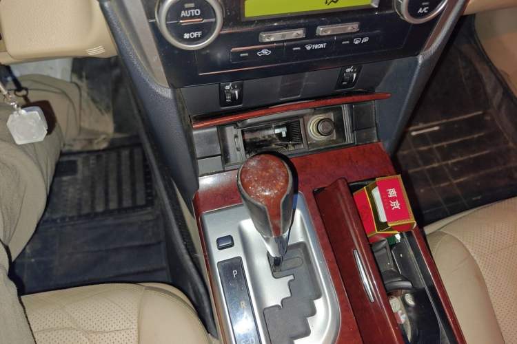 Used Toyota Camry 2012 2.0G Luxury Edition Gear Lever