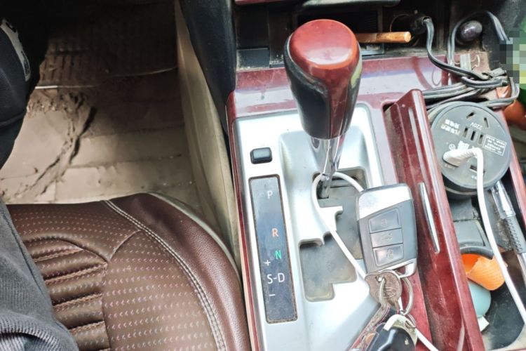 Used Toyota Camry 2012 2.0G Luxury Edition Gear Lever