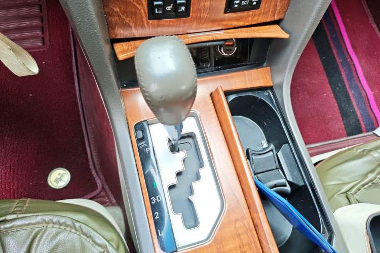 Used Toyota Camry 2012 200G Classic Luxury Edition Gear Lever