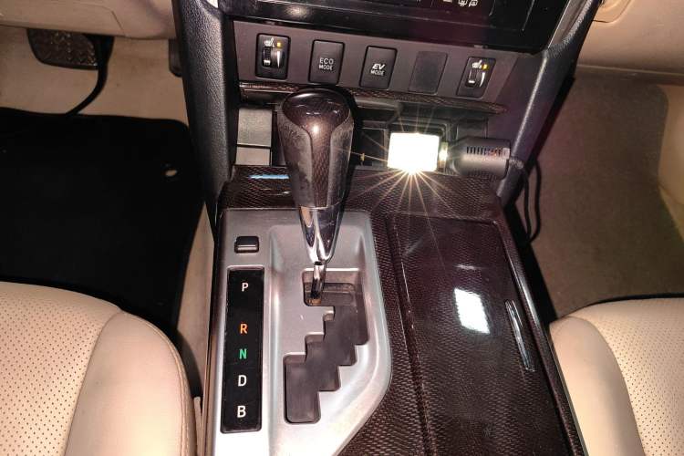 Used Toyota Camry 2012 Luxurious Edition 2.5HG Zunrui Gear Lever