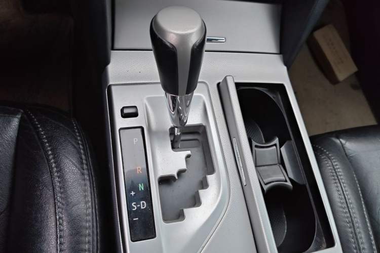 Used Toyota Camry 2012 Junrui 2.0S Radiant Edition Gear Lever