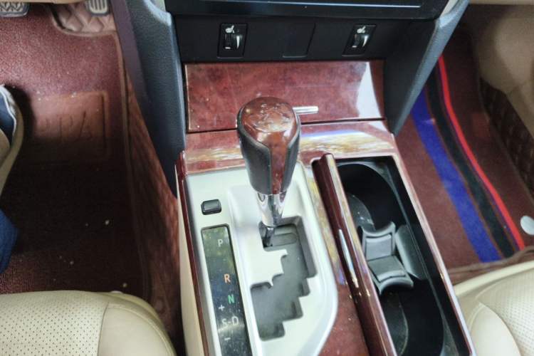Used Toyota Camry 2012 2.0G Luxury Edition Gear Lever