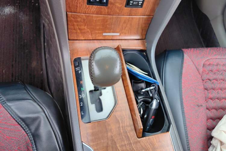 Used Toyota Camry 2012 200G Classic Luxury Edition Gear Lever