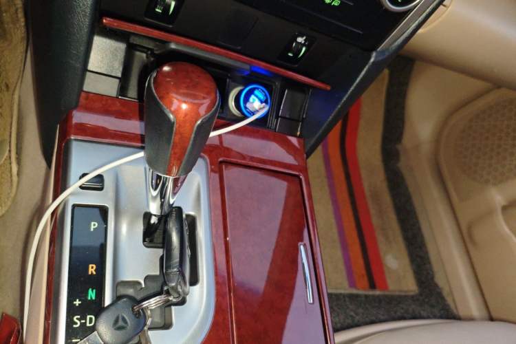 Used Toyota Camry 2012 2.5G Luxury Edition Gear Lever