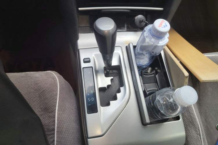 Used Toyota Camry 2012 Junrui 2.0S Radiant Edition Gear Lever