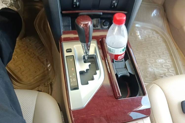Used Toyota Camry 2012 2.5G Luxury Edition Gear Lever