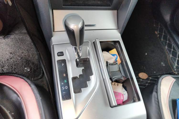 Used Toyota Camry 2012 Junrui 2.0S Radiant Edition Gear Lever