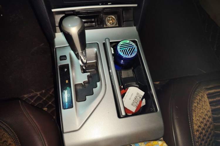 Used Toyota Camry 2012 Junrui 2.0S Radiant Edition Gear Lever
