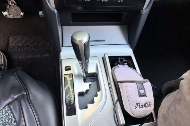 Used Toyota Camry 2012 Junrui 2.0S Radiant Edition Gear Lever