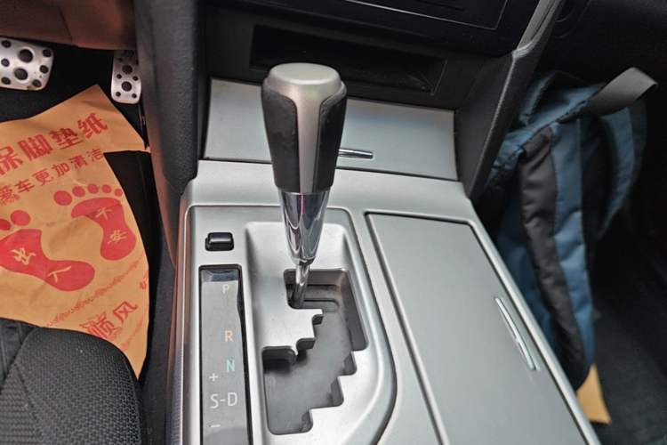 Used Toyota Camry 2012 Junrui 2.0S Radiant Edition Gear Lever
