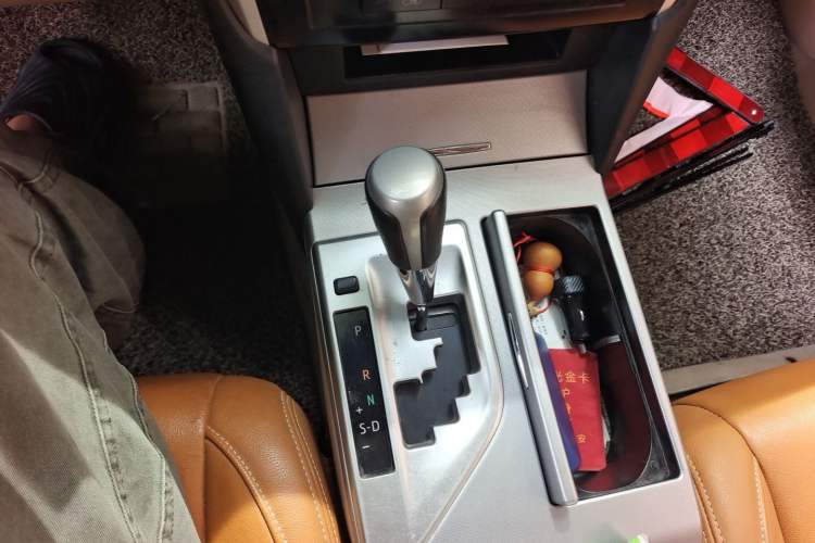 Used Toyota Camry 2012 Junrui 2.0S Radiant Edition Gear Lever