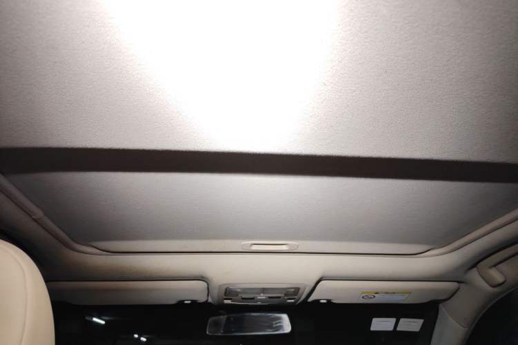 Used Toyota Camry 2012 2.5G Luxury Edition Headliner