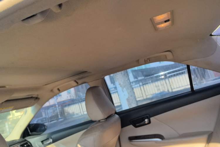 Used Toyota Camry 2012 2.0G Luxury Edition Headliner