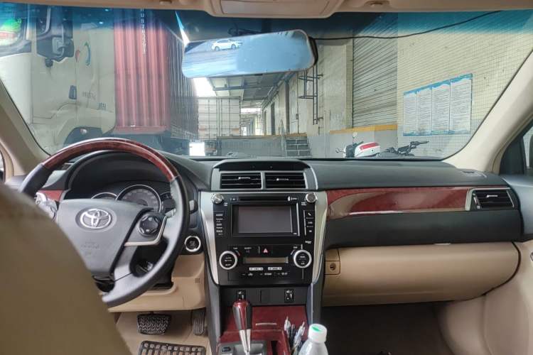Used Toyota Camry 2012 2.5G Luxury Edition Headliner