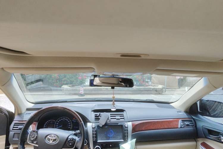 Used Toyota Camry 2012 2.5G Luxury Navigation Edition Headliner
