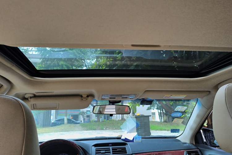 Used Toyota Camry 2012 2.0G Luxury Edition Headliner