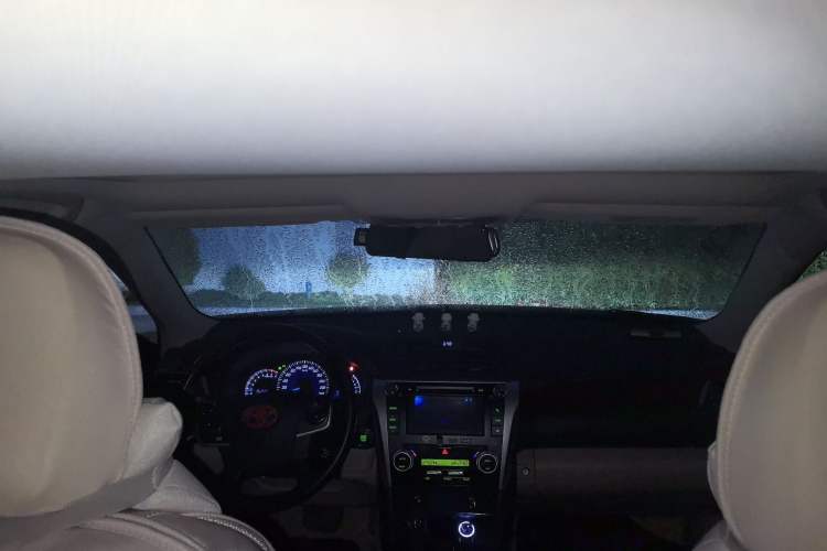 Used Toyota Camry 2012 2.5G Luxury Edition Headliner