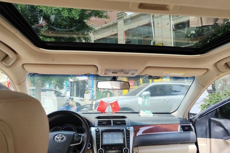 Used Toyota Camry 2012 2.5G Luxury Edition Headliner