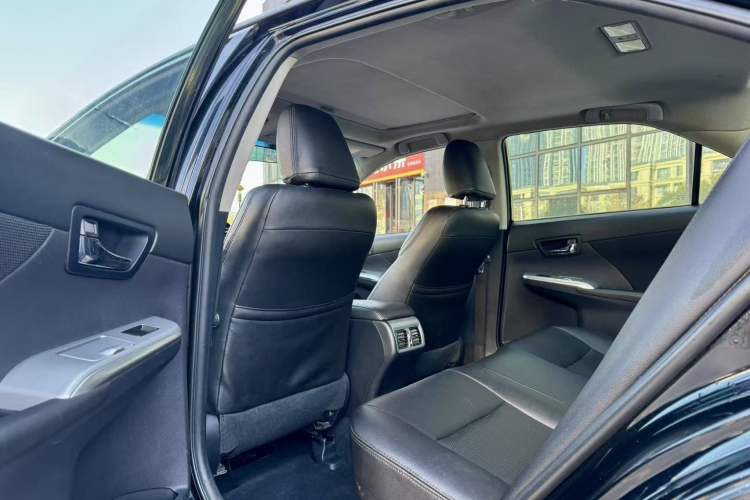 Used Toyota Camry 2012 Junrui 2.0S Radiant Edition Interior 3
