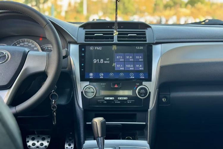 Used Toyota Camry 2012 Junrui 2.0S Radiant Edition Interior 8