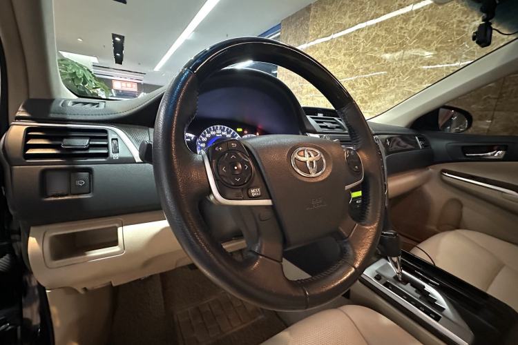 Used Toyota Camry 2012 Luxurious Edition 2.5HG Zunrui Interior 9