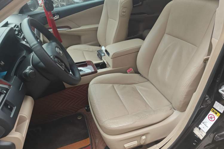 Used Toyota Camry 2012 2.5G Luxury Navigation Edition Left Front Seat