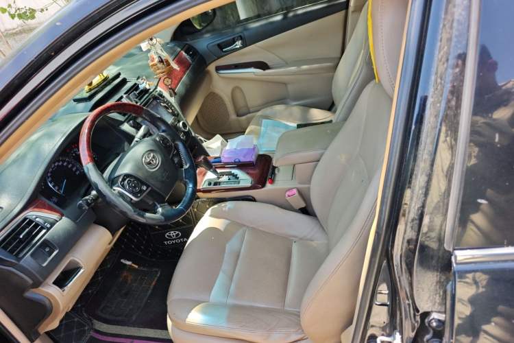 Used Toyota Camry 2012 2.5G Luxury Navigation Edition Left Front Seat