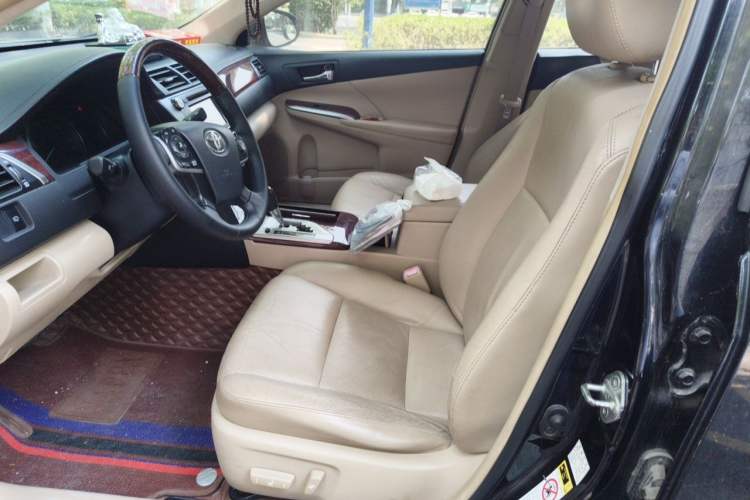 Used Toyota Camry 2012 2.0G Luxury Edition Left Front Seat