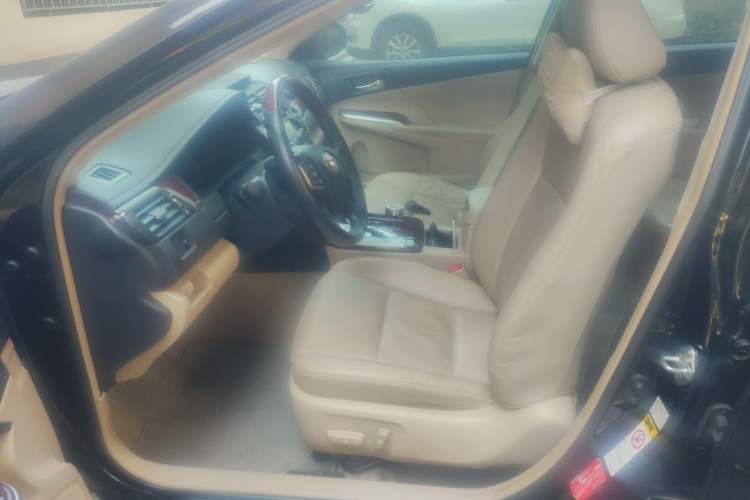 Used Toyota Camry 2012 2.5G Luxury Edition Left Front Seat