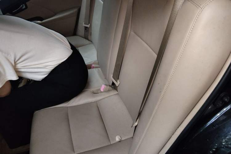 Used Toyota Camry 2012 2.5G Luxury Navigation Edition Left Rear Seat