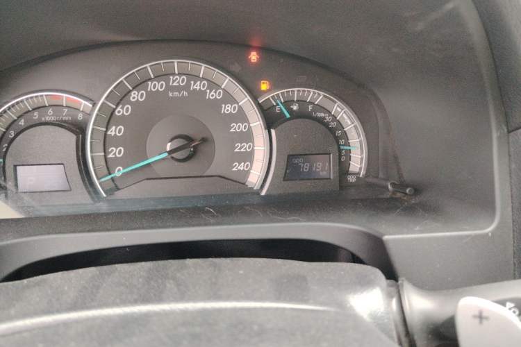 Used Toyota Camry 2012 Junrui 2.0S Radiant Edition Odometer Close Up