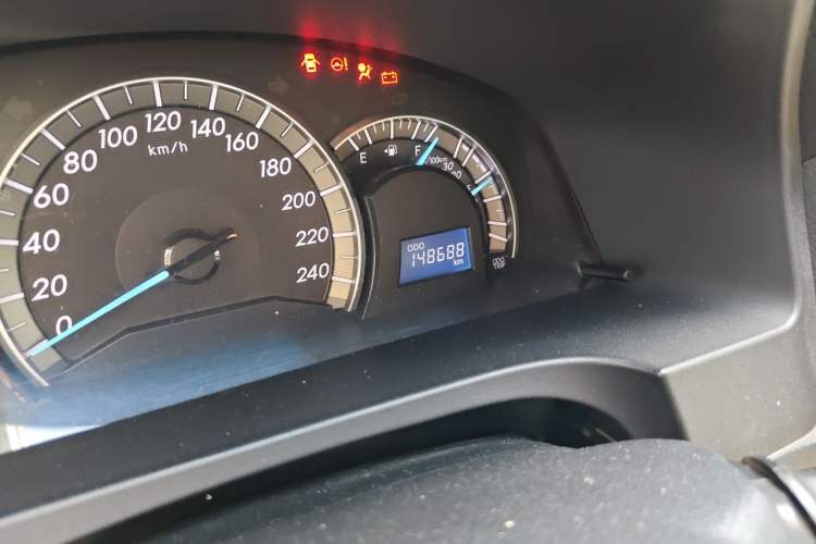 Used Toyota Camry 2012 Junrui 2.0S Radiant Edition Odometer Close Up