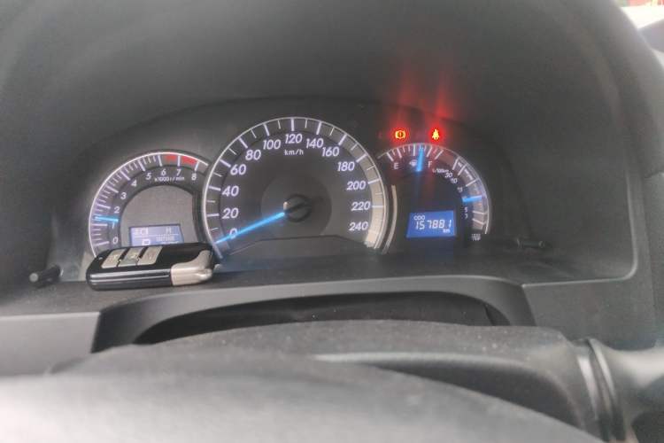 Used Toyota Camry 2012 Junrui 2.0S Radiant Edition Odometer Close Up