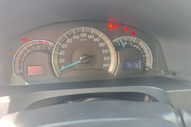 Used Toyota Camry 2012 Junrui 2.0S Radiant Edition Odometer Close Up