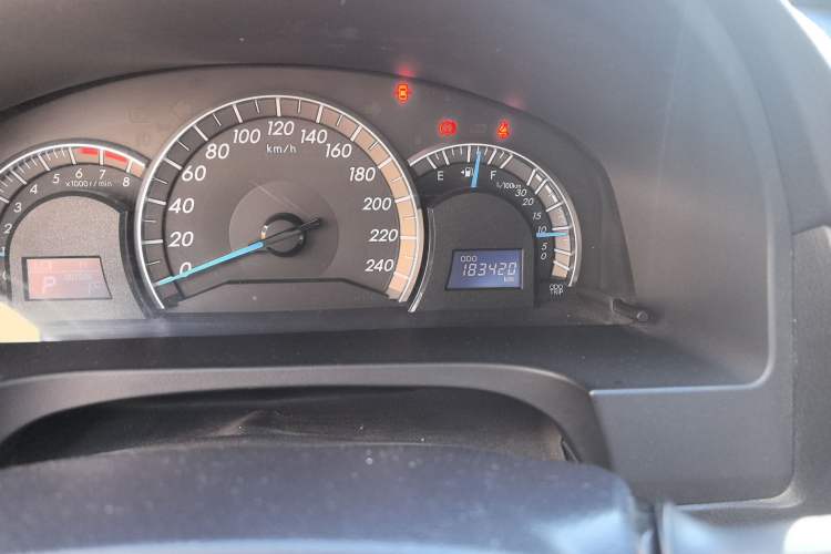 Used Toyota Camry 2012 Junrui 2.0S Radiant Edition Odometer Close Up