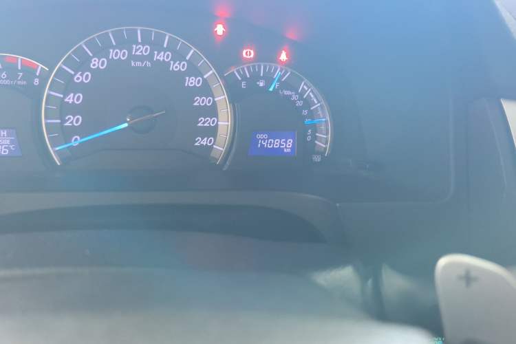 Used Toyota Camry 2012 Junrui 2.0S Radiant Edition Odometer Close Up