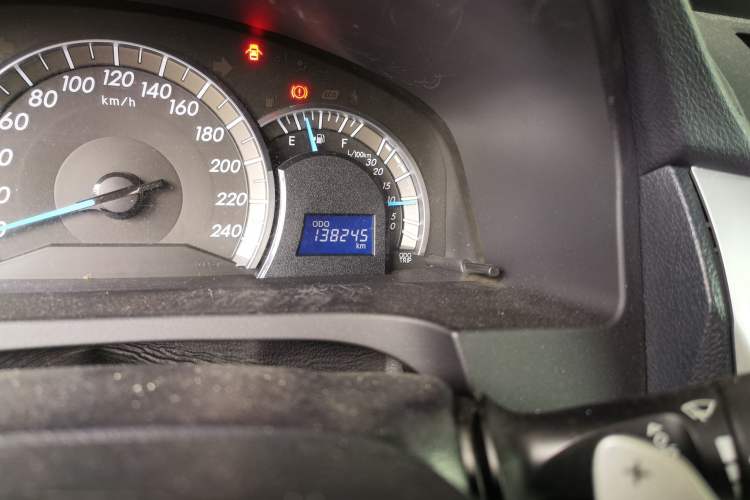 Used Toyota Camry 2012 Junrui 2.0S Radiant Edition Odometer Close Up
