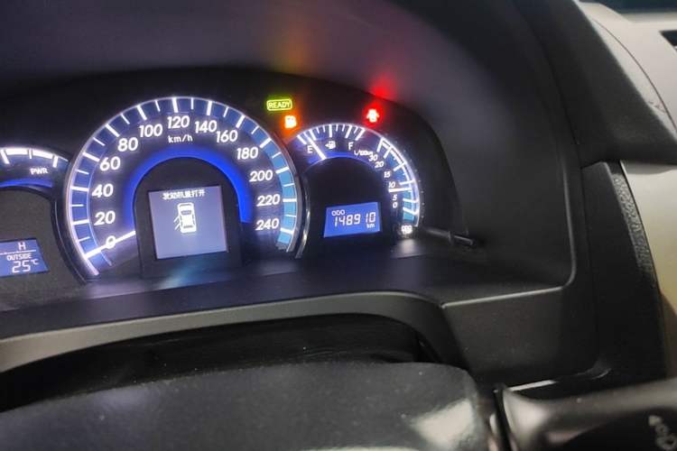 Used Toyota Camry 2012 Luxurious Edition 2.5HG Zunrui Odometer Close Up