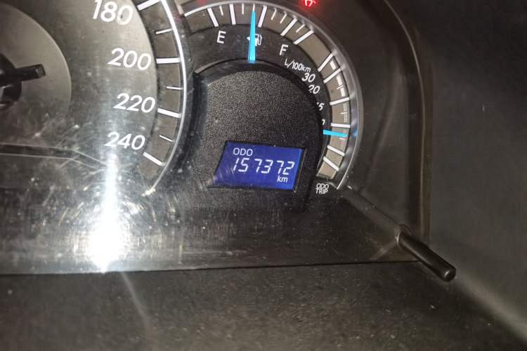 Used Toyota Camry 2012 Junrui 2.0S Radiant Edition Odometer Close Up
