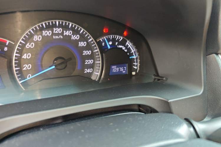 Used Toyota Camry 2012 2.5G Luxury Navigation Edition Odometer Close Up