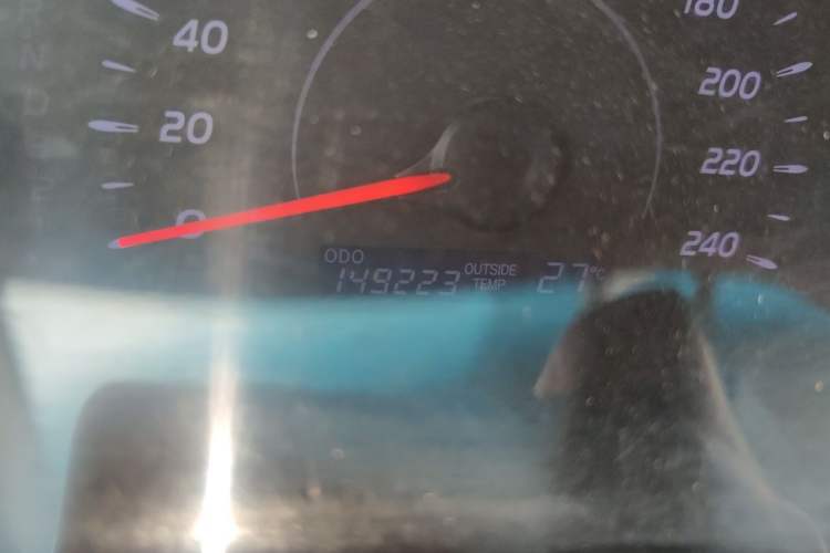 Used Toyota Camry 2012 200E Classic Elite Edition Odometer Close Up
