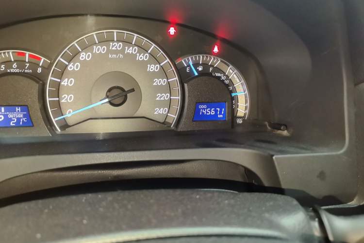 Used Toyota Camry 2012 Junrui 2.0S Radiant Edition Odometer Close Up