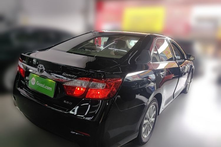 Used Toyota Camry 2012 2.5G Luxury Edition Rear Right 45 Deg