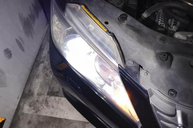 Used Toyota Camry 2012 2.0G Luxury Navigation Edition Right Front Headlight