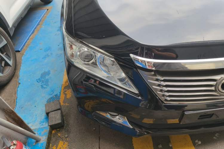 Used Toyota Camry 2012 2.5G Luxury Navigation Edition Right Front Headlight