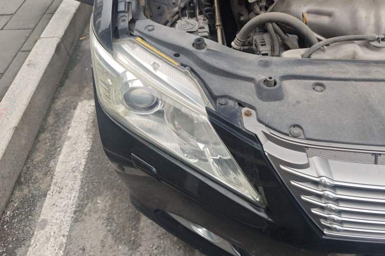 Used Toyota Camry 2012 2.5G Luxury Edition Right Front Headlight