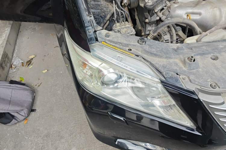 Used Toyota Camry 2012 2.5G Luxury Edition Right Front Headlight
